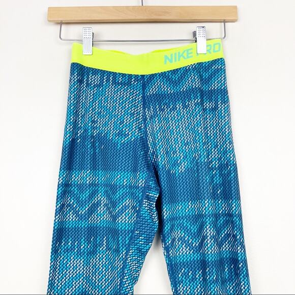 Nike Hyperwarm Blue Printed Training Leggings Sz XS - Picture 2 of 6